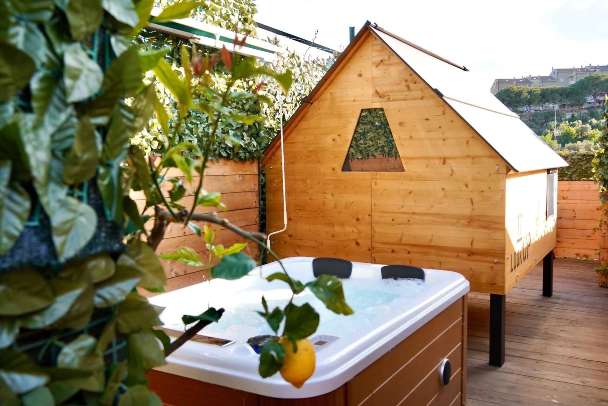 Starsbox Jacuzzi Privata E Piscina Vista Mare Hotel Челе Лигуре Екстериор снимка